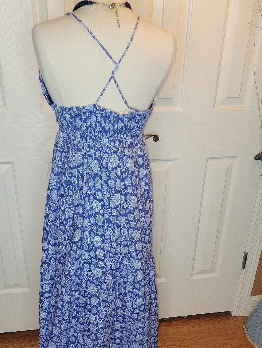 Blue Floral Halter Maxi Dress - Women - Picture 7 of 8